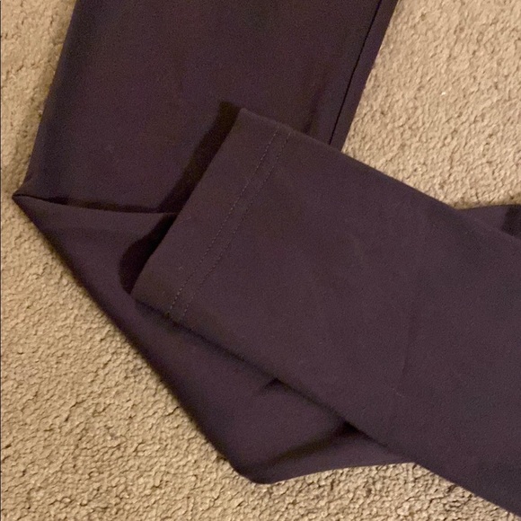 ***NWT*** BODY BY RAVEN TRACY GREY LEGGINGS SIZE SMALL - Picture 2 of 11